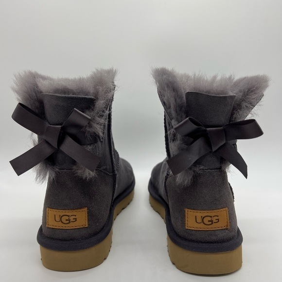 UGG WOMENS SIZE 7 PURPLE MINI BAILEY BOW II BOOTIE - Picture 3 of 15